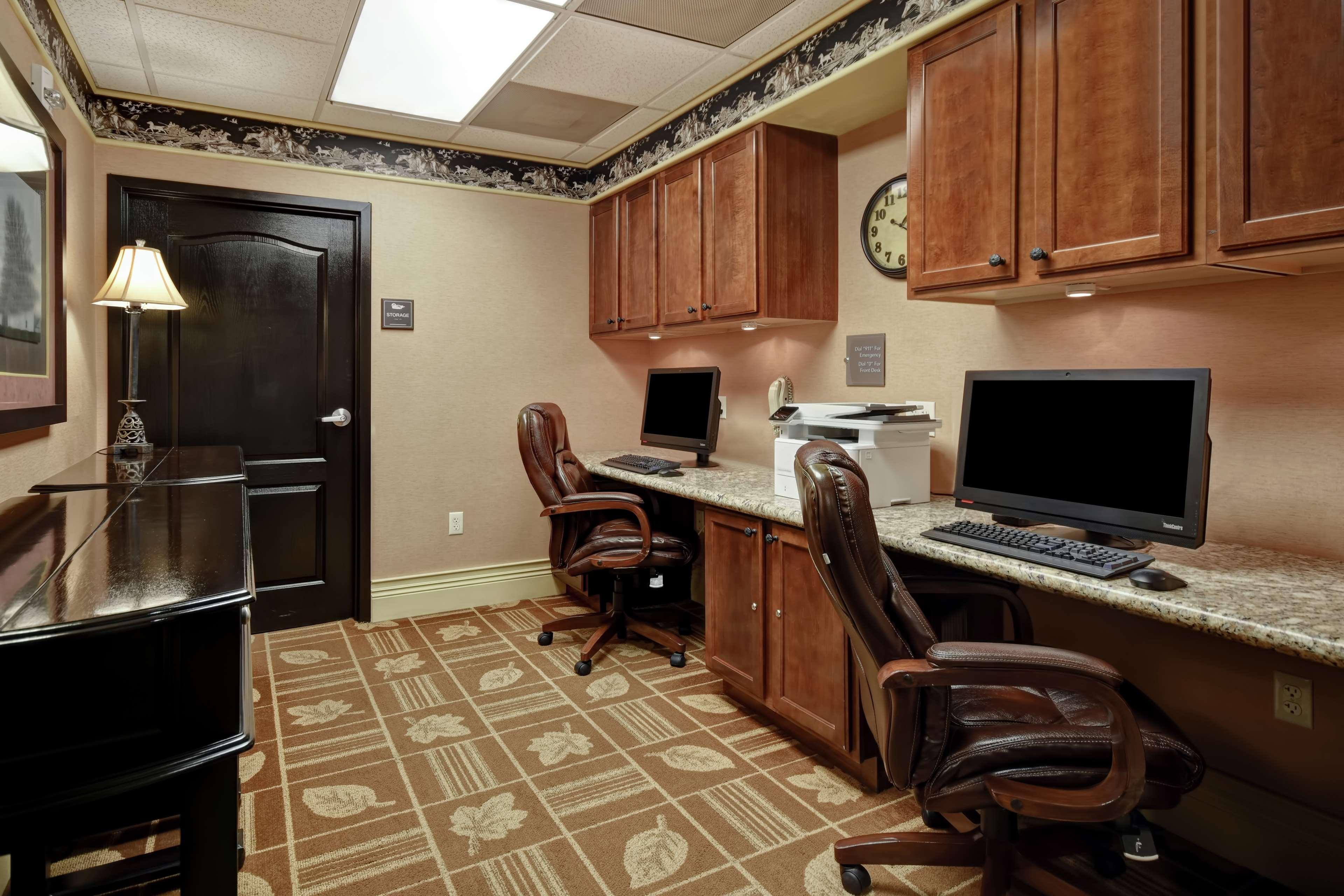 Homewood Suites By Hilton At The Waterfront Wichita Exteriör bild