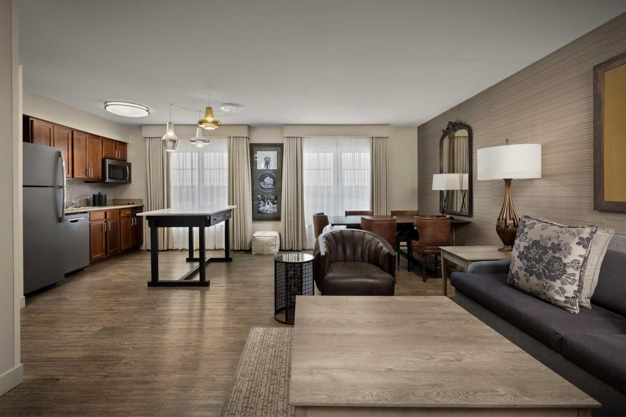 Homewood Suites By Hilton At The Waterfront Wichita Exteriör bild